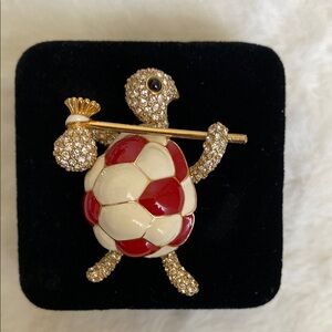 *NWT* Rare Vintage CINER Red & White Enamel/Gold Plated/Crystal Turtle Brooch